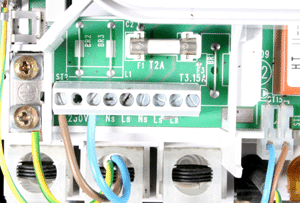 wc 24 si 2 h02152 st2.gif